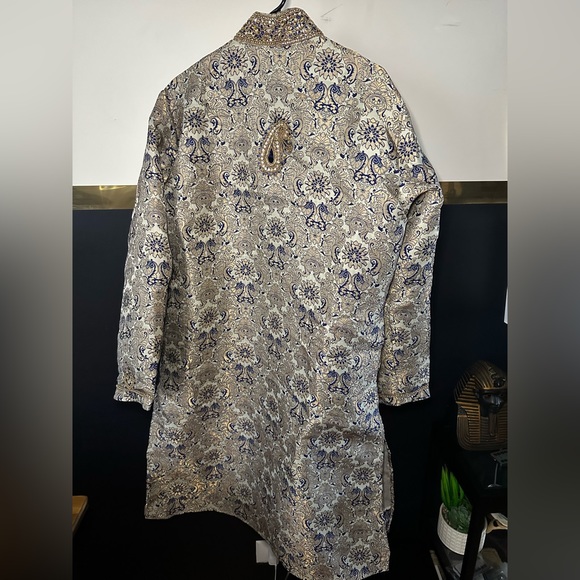 Men’s Kurta Tunic Top with pant with beading and embroidery - Picture 7 of 15